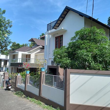 Eka Homes 3Bhdk Villa Thiruvananthapuram ภายนอก รูปภาพ