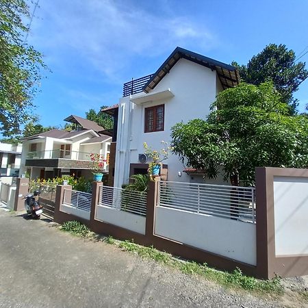 Eka Homes 3Bhdk Villa Thiruvananthapuram ภายนอก รูปภาพ