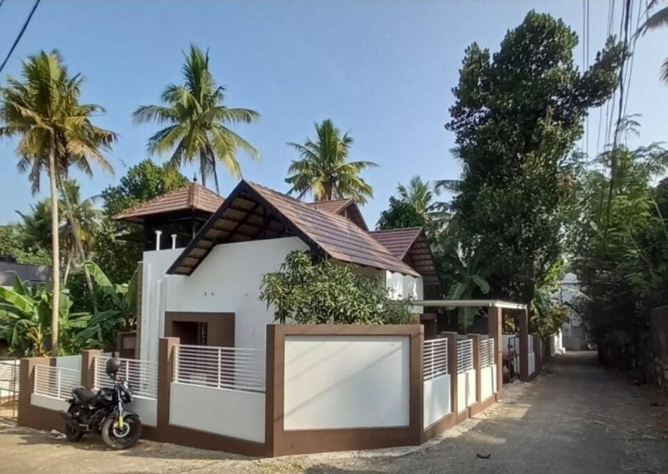 Eka Homes 3Bhdk Villa Thiruvananthapuram ภายนอก รูปภาพ