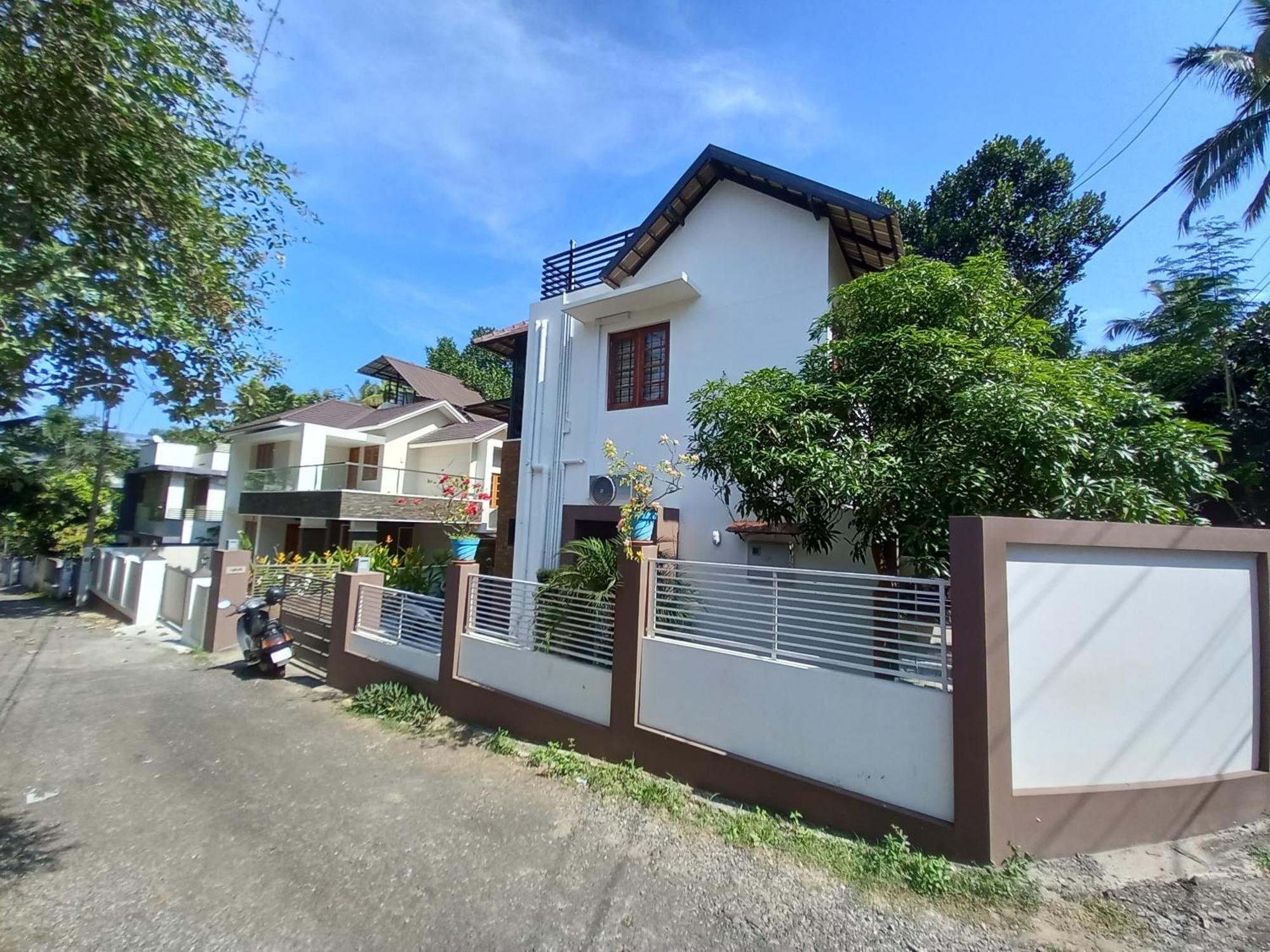 Eka Homes 3Bhdk Villa Thiruvananthapuram ภายนอก รูปภาพ